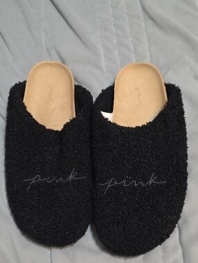 PINK Victoria's Secret Black Fuzzy Slip-On Slippers